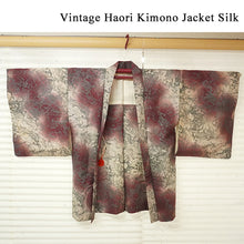 画像をギャラリービューアに読み込む, Vintage Haori Kimono Jacket Silk, Red-Purple base, Geometric Design