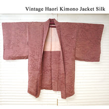 画像をギャラリービューアに読み込む, Vintage Haori Kimono Jacket Silk, Orangey-Pink base, cherry blossoms, plum, Chayatsuji Landscape Motif
