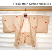 將圖片載入圖庫檢視器 Vintage Haori Kimono Jacket Silk, Ivory Beige base,  Plum Blossom