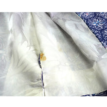 Load image into Gallery viewer, Vintage Haori Kimono Jacket Silk, Blue base, Chrysanthemum Motif