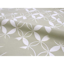將圖片載入圖庫檢視器 Washable Japanese Kimono Fabric Bolt – Matcha Green Shippo Geometric Design – 13-Yard Lightweight Textile for Custom Kimono & Sewing