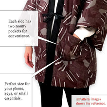 画像をギャラリービューアに読み込む, Reversible Japanese Hanten Jacket for Men – Cozy Kimono-Style Coat with Dual Patterns (Black/Blue/Gold)