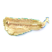 將圖片載入圖庫檢視器 Handcrafted Japanese Peacock Brooch – Artisan Statement Pin, Colorful Feathered Design, Perfect Gift for Women, for Men