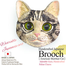 画像をギャラリービューアに読み込む, Handcrafted Japanese American Shorthair Cat Brooch – Artisan Pewter Pin with Glowing Eyes, Gift for Cat Lovers, for Women, for Men