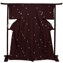 將圖片載入圖庫檢視器 Ready-to-Wear Washable Komon Kimono for Women, Fully Lined Polyester, Deep Brown with Aoi Leaf Motif – A Sophisticated Komon Kimono with Quiet Elegance