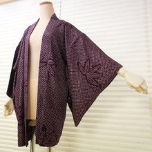 画像をギャラリービューアに読み込む, Vintage Haori Kimono Jacket Silk, Deep Red-Purple base, bamboom, ka-no-ko (Fawn Spots)Pattern
