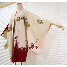 將圖片載入圖庫檢視器 Vintage Haori Kimono Jacket Silk, White(ivory) base, Maples, Floral