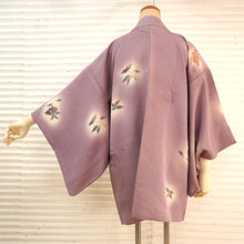 画像をギャラリービューアに読み込む, Vintage Haori Kimono Jacket Silk, Soft Purple base, Sweet Floral Accents