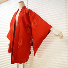 Load image into Gallery viewer, Vintage Haori Kimono Jacket Silk, Bright Red base, Leaf Motif