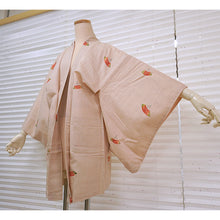 將圖片載入圖庫檢視器 Vintage Haori Kimono Jacket Silk, Ivory Beige base,  Plum Blossom