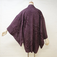 画像をギャラリービューアに読み込む, Vintage Haori Kimono Jacket Silk, Deep Red-Purple base, bamboom, ka-no-ko (Fawn Spots)Pattern