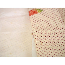 將圖片載入圖庫檢視器 Vintage Haori Kimono Jacket Silk, Ivory Beige base,  Plum Blossom