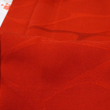 画像をギャラリービューアに読み込む, Vintage Haori Kimono Jacket Silk, Vivid Red base, Waves and Rippling Water Motif