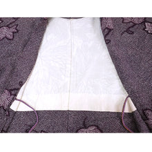 画像をギャラリービューアに読み込む, Vintage Haori Kimono Jacket Silk, Deep purple base, “Kanoko” Dots, Ivy Vine Design