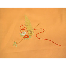 画像をギャラリービューアに読み込む, Vintage Haori Kimono Jacket Silk, Light Orange base, cherry blossoms,chrysanthemums, camellias, and maple leaves