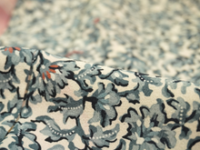 画像をギャラリービューアに読み込む, Vintage Haori Kimono Jacket Silk,karakusa (arabesque) pattern