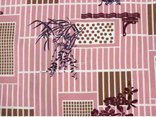 Load image into Gallery viewer, Washable pre-tailored Lined KIMONO【ONE-SIZE】(The latticework is colored brown in places and has a floral pattern like an orchid pattern.)