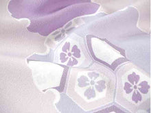 Load image into Gallery viewer, Washable pre-tailored Lined KIMONO【ONE-SIZE】(Purple stripe and snowflake pattern.)