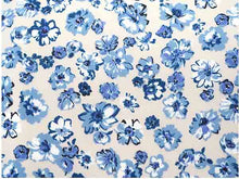 Load image into Gallery viewer, Washable pre-tailored Lined KIMONO【ONE-SIZE】(Small flower pattern.)