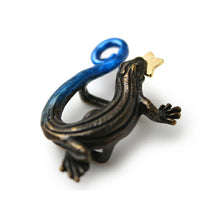 Load image into Gallery viewer, Obidome, Shooting Star Skink –– Celestial & Unique