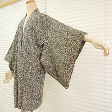 画像をギャラリービューアに読み込む, Vintage Haori Kimono Jacket Silk,karakusa (arabesque) pattern