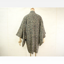 画像をギャラリービューアに読み込む, Vintage Haori Kimono Jacket Silk,karakusa (arabesque) pattern
