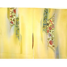 画像をギャラリービューアに読み込む, Vintage Japanese Kimono Women's Robe Silk, Bright Yellow ,Bokashi-Dye Kimono (Soft Gradient Effect)
