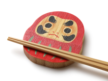 Load image into Gallery viewer, Japanese Bamboo Craft: Chopstick Rest, Dharma Red