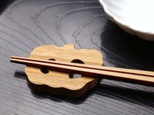 Load image into Gallery viewer, Japanese Bamboo Craft: Chopstick Rest, Vegetable, Pumpkin