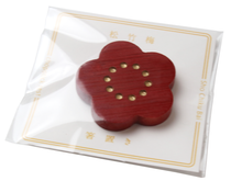 画像をギャラリービューアに読み込む, Japanese Bamboo Craft: Chopstick Rest ,Plum Blossom Red