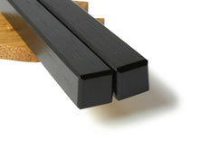 將圖片載入圖庫檢視器 Japanese Bamboo Craft: Chopsticks - Lacquer painted Square BlackJapanese Bamboo Craft: Chopsticks - Lacquer Painted Square Black