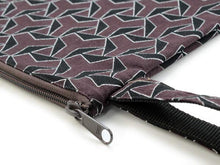將圖片載入圖庫檢視器 Men's Clutch Bag A4 size - Black Brown Geometric