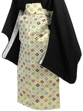 画像をギャラリービューアに読み込む, Boy's Polyester Hakama Set 7 Items  for Japanese Traditional Kimono - Off White Flower Diamond Grid