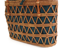 將圖片載入圖庫檢視器 Ata bag, hand-knit, cotton linen, drawstring, navy blue