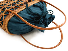 將圖片載入圖庫檢視器 Ata bag, hand-knit, cotton linen, drawstring, navy blue