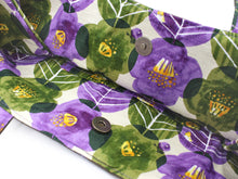 將圖片載入圖庫檢視器 Tote bag, olive green, one point embroidery, camellia of post office, Misuzu song