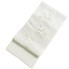 將圖片載入圖庫檢視器 ★英語★■刺繡 金線半領 奇里門 用白色 x 金