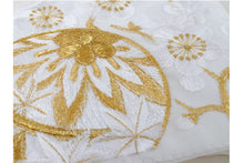 画像をギャラリービューアに読み込む, White Gold Embroidery 3D Face Mask With Mask Charm - 7 Design Choices