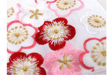 將圖片載入圖庫檢視器 White Color Embroidery 3D Face Mask With Mask Charm - 7 Design Choices