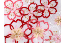 將圖片載入圖庫檢視器 White Color Embroidery 3D Face Mask With Mask Charm - 7 Design Choices