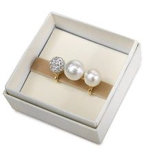Load image into Gallery viewer, Obidome 3 Cotton Pearls  for Japanese Traditional Kimono - White Rhinestone