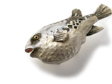 画像をギャラリービューアに読み込む, Obidome for Japanese Traditional Kimono - Fugu Globefish
