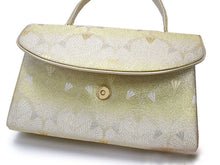 將圖片載入圖庫檢視器 Zori sandles and bag set, Women, Light beige, gold  flower-shaped family crest