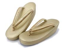 將圖片載入圖庫檢視器 Zori sandles and bag set, Women, Light beige, gold  flower-shaped family crest