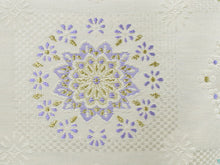 將圖片載入圖庫檢視器 Zori sandles and bag set, Women, White, Gold, flower pattern