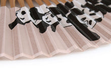 画像をギャラリービューアに読み込む, Sensu, Foldable fan, Fan bag, 2-piece set in gift box, Women, Beige, Panda