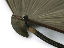 画像をギャラリービューアに読み込む, Sensu, Foldable fan, Fan bag, 2-piece set in paulownia box, Men, Charcoal gray Stylish Plain