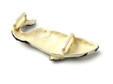 Load image into Gallery viewer, Ukiyoe 'Miyamoto no Musashi Attacking the Giant Whale' OBIDOME;Sash Clip for Japanese Traditional Kimono