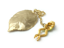 Load image into Gallery viewer, Frog NETSUKE;Japanese Traditional Accessary