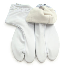 画像をギャラリービューアに読み込む, Ladies' Fleece Tabi Socks with 5 Clips(Kohaze Clasps) for Japanese Traditional Kimono :White 21.5 - 28cm